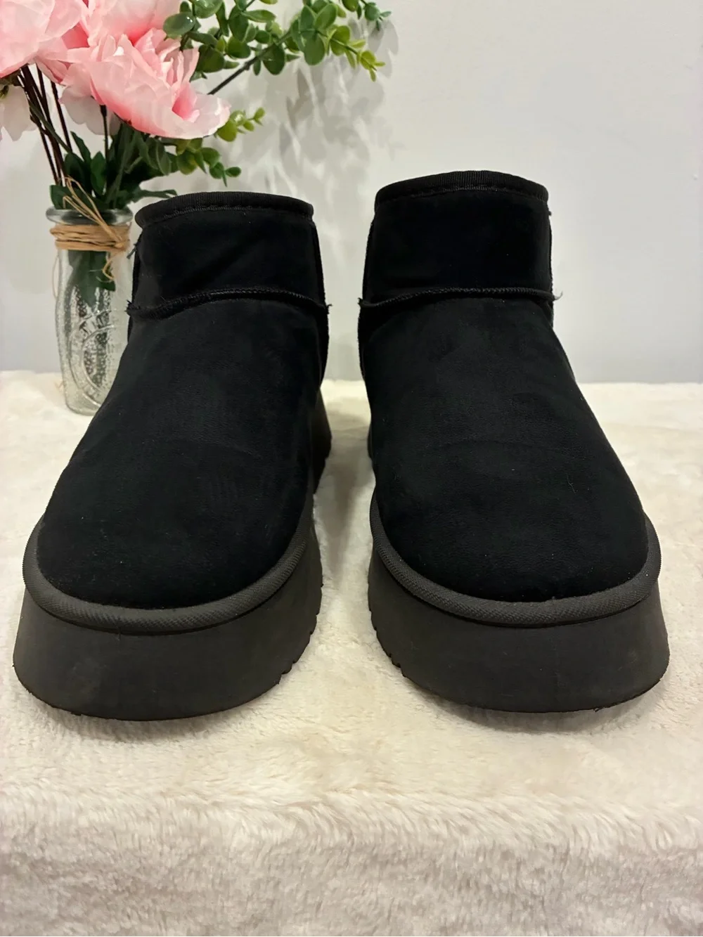 Wild Diva Black Suede-Look Platform Ankle Booties Size 8.5